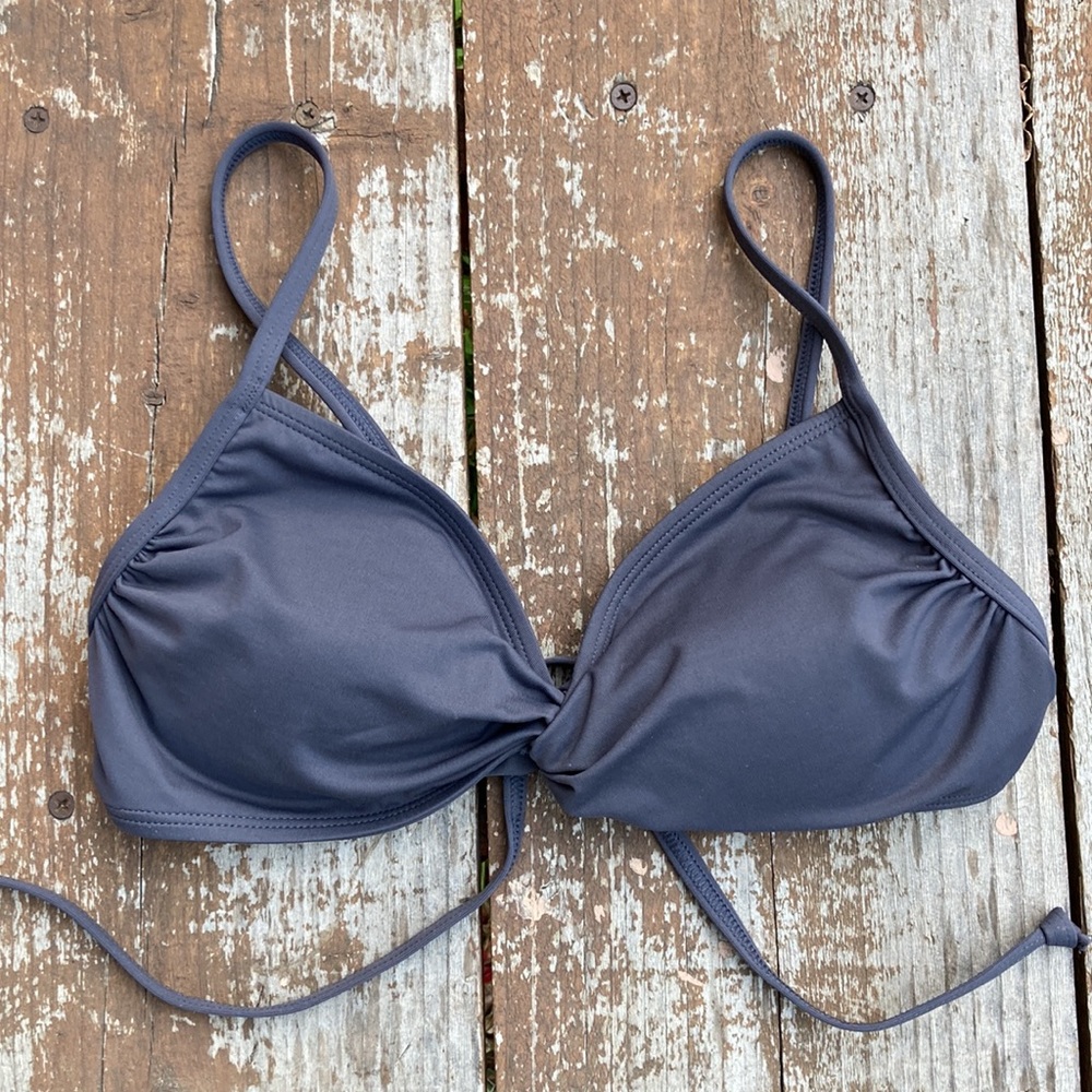 NWOT Athleta Twist Knot Bikini Top Swim